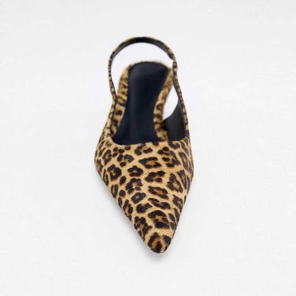 Sandales Sandales à bretelles à fond plat pour femmes ZAZA 2023 Leopard Point End Womens Mule Summer Fashion Animal Print Low Heel Beach Shoes J240224