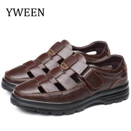 Sandalen yween heren sandalen gesplitst lederen sandalen mannen buiten casual schoenen ademende visser schoenen mannen strandschoenen grote sandalen