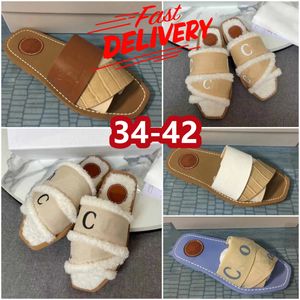 Sandles Designer slides dames dame woody sandalen pluizige platte muilezel glijbaan wit roze kant belettering canvas fuzzy bont slippers zomerschoenen