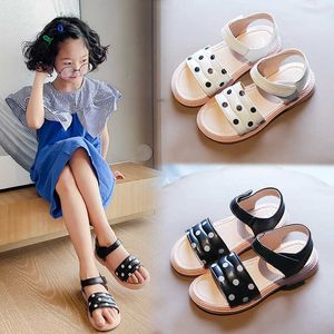 Sandales à pois pour petite princesse, sandales antidérapantes à fond souple, chaussures pour petites filles, nouvelle collection