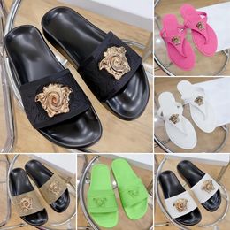 Sans hommes femme Woody Flat Mule Slippers Designer Famous Womens Slides Summer Noir blanc beige rose fonvas Bureau des lidies Sandels