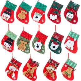 Santa Claus Kleine Kerstmis Kous Sneeuwvlok Elk Xmas Sokken Cartoon Doll Kerstmis Tree Decoratieve Hanger Kinderkansen Candy Gift Bag T9i00541