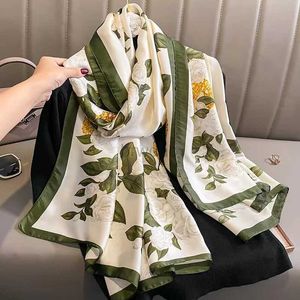 Sarongs 180 * 90cm Fashion Silk Automne et hiver Bandana Bandana Foulard Scarpe Femmes solaires Châle de châle de luxe Silencer Silencieux plage 24325