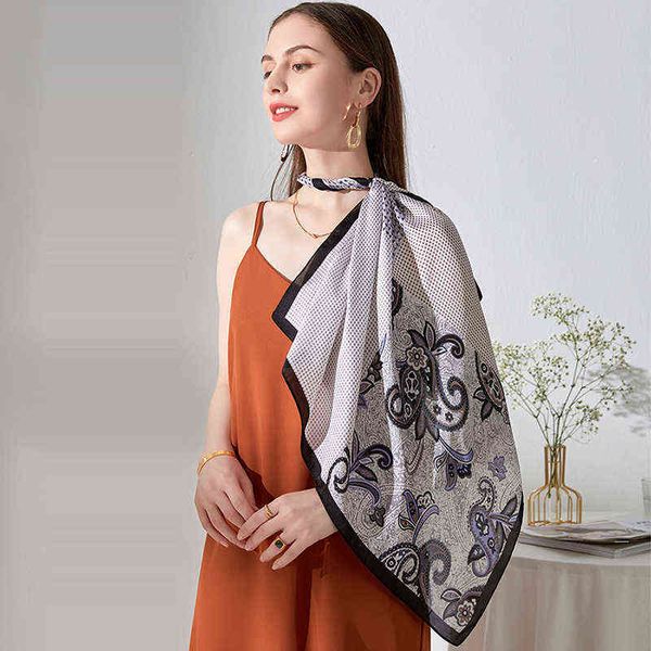 Sarongs 2022 nouvelle fleur de cajou foulard en soie été luxe femmes 70 70cm petite écharpe décorative foulard carré femme vente directe d'usine T220827