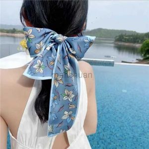 Sarongs Leopard Flamingo Print Silk Long Scarf Dames Luxe haarspeld smalle sjaal Small Collar Summer Headband Dames 240325