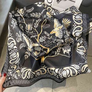 Sarongs Rétro fleur de cajou noir or été mince 70 70 cm foulard carré de soie femme foulards de soie mode plage foulard bandana T220827