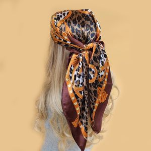 Sarongs Bufanda de satén para el cabello diseñador de la marca de lujo de la cabeza del cuello pañuelo de la cabeza del cuello pañuelo de pañuelo de damas 90x90cm