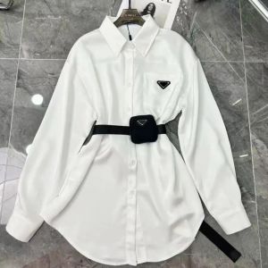 Sjerpen blouse voor dames ontwerpers driehoek letter shirts tops kwaliteit chiffon damesblouses sexy jas met heuptas prado damesshirt