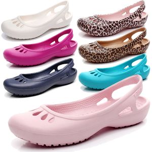 Satihu be61d Pantoufles certifiées d'été légers légers de chaussures de trou antidérapant pour femmes sandales à fond plat infirmière extérieure de plage de plage 230922