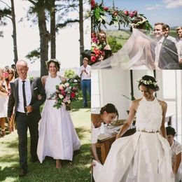 Robes en satin Lace 2020 Applique à deux pièces Backless Sweed Sweed Train Pleas Country Wedding Bridal Robe Vestido de Novia