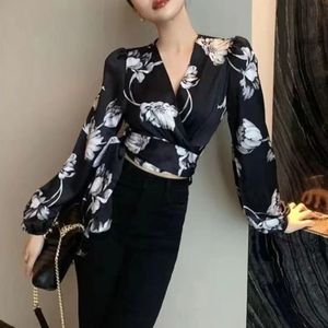 Satijnen zijde sexy patroon zwarte kleding wit bedrukte crop tops voor vrouwen dames shirt blouse coole verkoop van moderne long tall s m 240419