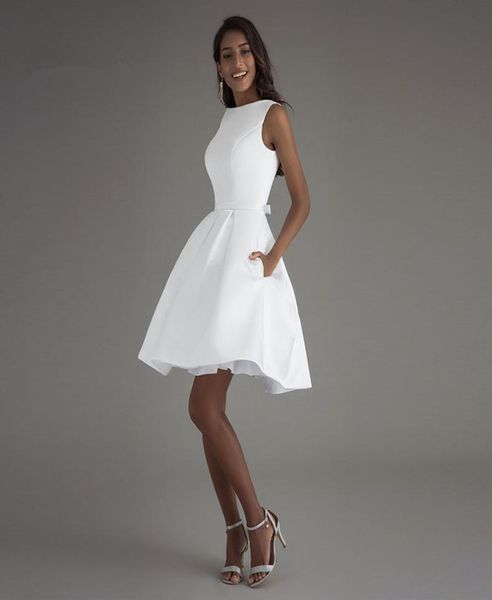 Satin White Mini Backless Modern A Línea Vestido de novia corto con bolsillos Nuevo Simple Bridal Gown Fiesta personalizada Homec1164892