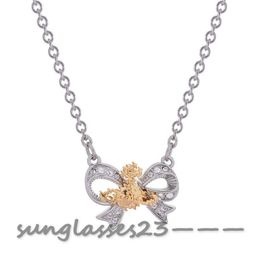 Saturnus ketting, klassieke mode kruis Saturnus patroon, Western klassieke logo driedimensionale planeet ketting, boogstijl, hoogwaardige versie, essentiële geschenken