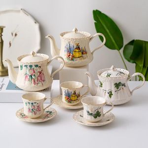 Platillo creativo de cerámica para café y té de la leche, juego de tazas de flores para la tarde, tetera, tetera