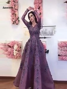 Saudi Arabische Paars 3D Bloem Avondjurken Met Volledige Mouwen Kant Bloemen Prom Jassen Enkellange Feestjurk Vestidos2668810