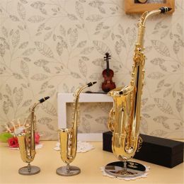 Saxofoon mini koperen broche saxofoon model muziekinstrumenten miniatuur bureau decor display sax gold color pocket sax alt met beugel