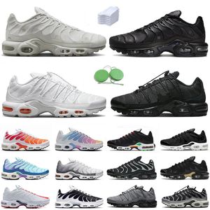 Nike Air Max AirMax TN PLUS Hommes Running Shoes Sneakers Triple Noir Blanc Cant-Un Unc Hyper Royal Blue Blue Neus Néon Néon olive Persique Violet Violet Oreo Men Chaussures sport