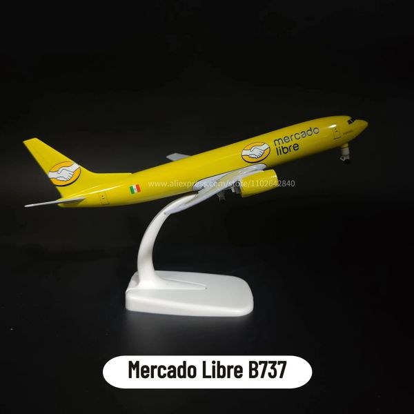 Réplique de modèle d'avion en métal, échelle 1 250, Mexico Airlines B737 Mercado, avion d'aviation Miniature, Collection d'art, jouet pour enfant garçon 240115