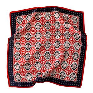 Écharpe 100% Silk Bandana Women Square Scharpes Wrap Kerchief Mulberry Spring Fashion Luxury High Quality Bandband Hijab Châles 240323