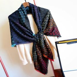 Sjaal designer sjaal luxe sjaal ontwerpers letterontwerp kleur brief kerstcadeau sjaal veelzijdig Stijlontwerpen mode vrijetijdssjaal erg mooi goed