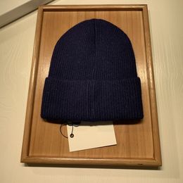 Écharpe Lettre Bonnet et Bonnet Tricoté Bonnet Cadeau Designer Femmes Chapeau d'hiver Cachemire B