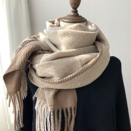 Sjaal Dames wintermode alles-in-één vlechtstijl Lange kwast verdikte warme slabbetje sjaal tweeërlei gebruik zacht 200-70cm