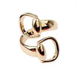 Bufandas 18k Horsebit Anillo Bufanda Hebilla Metal 90 cm Chales Botón Broche Hollow Diseñador Mantón Accesorios de estilo elegante