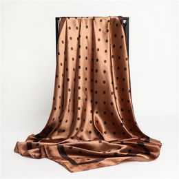 Sjaals 2022 Dot print vierkante sjaal voor vrouwen zijden sjaal nek