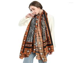 Bufandas 2022 Señoras Otoño e Invierno Allmatch Bufanda Cómodo Algodón Plaid Zebra Leopard Print Babero Shawl Kiml225499060