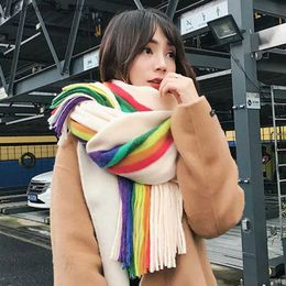 Sjaals 2022 Nieuwe Vrouwen Regenboog Sjaal Winter Pashmina Sjaals Kasjmier Dikke Wraps Dame Kwastje Warme Sjaals Dikke Foulard Harige Bufanda Q240111