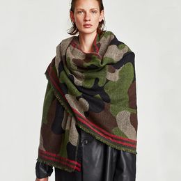 Foulards 2023 Armée Vert Écharpe Cachemire Hiver Wraps Long Poncho Tippet Femme Hijab Léopard Étole Chaud Châles Camouflage Pashminas