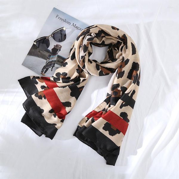 Bufandas 2023 Algodón Estampado de leopardo Chales Mujeres Moda Raya de moda Wrap Hijab Muffler