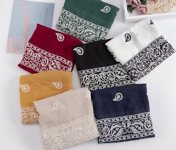 Foulards 2023 Mode Paisley Broderie Imprimer Coton Châle Floral Écharpe Wrap Hijab 10 Couleur En Gros 10 pcs/lot