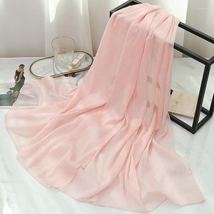 Sjaals 2023 zilveren glanzende zijden vaste kleur chiffon sjaal voor vrouwen hoofd sjaal crinkle moslim hijab wraps foulard bufanda