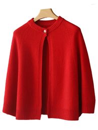 Sjaals 2023 vrouwen gebreide wollen poncho cape one buttom casual zachte warme pure accessoires cappa gezellige mode mantels