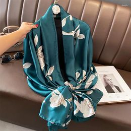 Des écharpes 2024 Four Seasons imitation Scarf de soie Femmes 180 90 cm Extérieur grande taille Soft Soft Fashion Lady Hijab