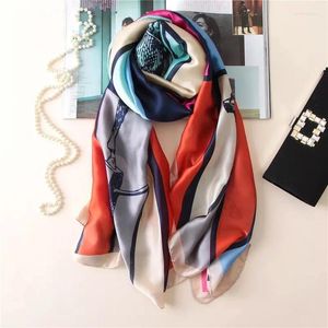 Foulards 2024 Été Pour Femmes Plage Écharpe Doux Soie Femelle Châle Foulard Dames Wrap Bandanna Silencieux