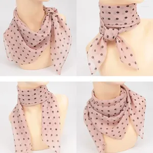 Foulards 65 65cm Polka Dot Mousseline de soie Foulard carré Mode Bandanas Femmes Châle Wrap Tête Cou Été Crème Solaire Hijabs