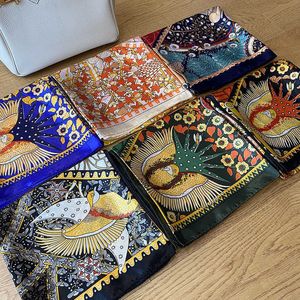 Bufandas Diseño de Marca Bufanda de Seda Cuadrada Mujeres de Lujo Mantón Wrap Imprimir Pañuelo Mujer Foulard Bandana Señoras Bufandas Pareo T220919