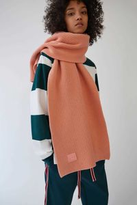 Craquins AC Nouveau écharpe de couleur pure mélangée pour les femmes en automne / hiver 2020fashion Souriant Face Tricoting couple chaud G221007