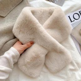 Les écharpes sont polyvalentes pour les femmes en hiver en peluche épaissie du cou coréen version colorée