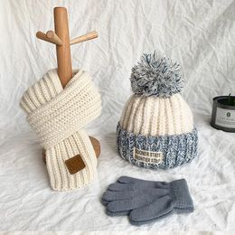 Écharpes Automne hiver bébé chapeau écharpe gant ensemble enfants chaud laine chapeau cou enveloppement garçons et filles beaux tricot laine chapeaux et écharpes 231012