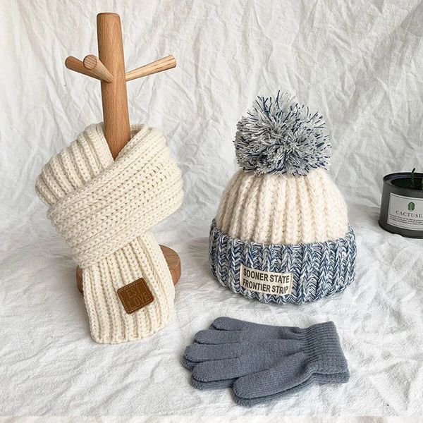 Bufandas Otoño invierno bebé sombrero bufanda conjunto de guantes Gorro de lana cálido para niños envoltura para el cuello Niños y niñas encantadores gorros y bufandas de lana tejidas 231012