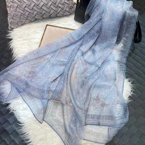 Foulards BYSIFA gris bleu foulard en soie Cape mode dames 100% soie longs foulards Foulard femmes Plaisley Design foulards en mousseline de soie Bufandas 231031