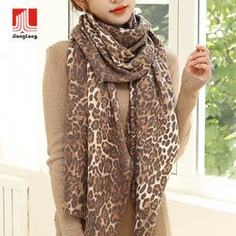 Écharpes cachemire sentir haute qualité en gros personnalisé confortable doux chaud femmes hiver écharpe pashmina imprimé léopard