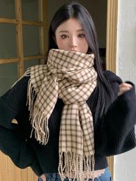 Foulards Casual Tricoté Écharpe Foulard Hiver Femmes Dames Hommes Preppy Plaid Chaud Écharpe Pashmina Mujer Femme Mâle Foulard Wrap Châle