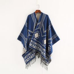 Foulards Cape Poncho Capes Indien Népalais Style Géométrique Gland Split Femmes Châle Chaud Climatisation Chambre Lady Bleu 230922