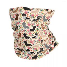 Sjaals Teckel Honden Vintage Florals Bandana Neck Cover Bedrukte Bivakmutsen Wrap Sjaal Multifunctionele Hoofddeksels Rijden Unisex Volwassen