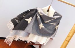 Foulards Designers écharpe changer progressivement foulards en cachemire longue écharpe pour hommes et femmes en hiver bandeaux de haute qualité mode cl6804838