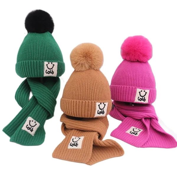 Bufandas Doit Invierno Niños Niñas Gorros Cálidos Bufanda para niños Sombrero Conjunto sonriente bordado Bola de piel Bebé Niños tejer Bufandas de dibujos animados Sombreros 231012